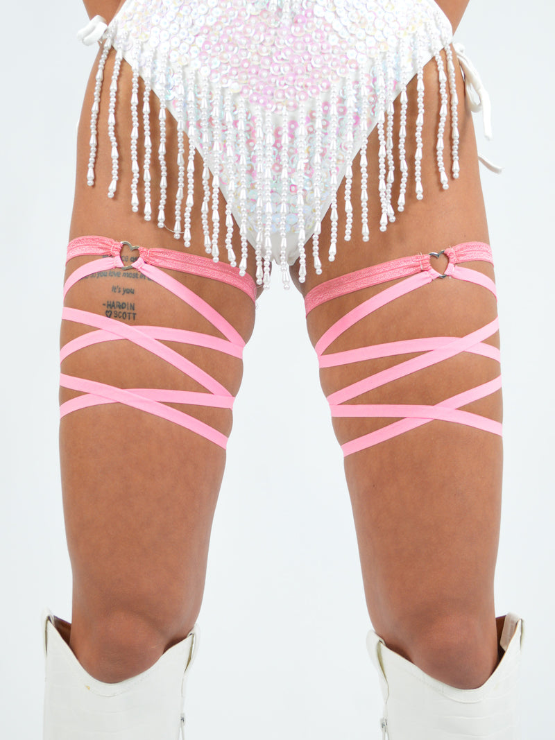 Heart O-ring Leg Ties in Pink